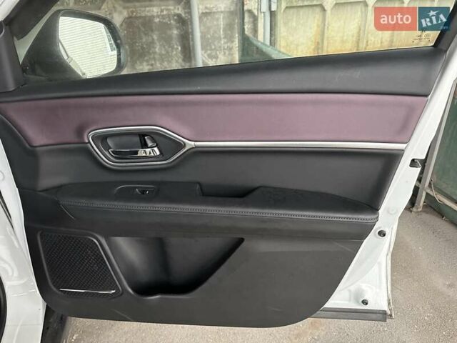 Белый Хонда M-NV, объемом двигателя 0 л и пробегом 42 тыс. км за 12300 $, фото 6 на Automoto.ua