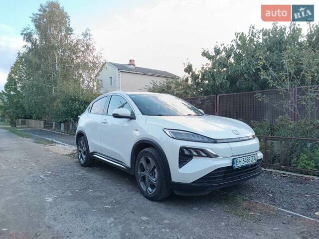 Белый Хонда M-NV, объемом двигателя 0 л и пробегом 50 тыс. км за 16700 $, фото 2 на Automoto.ua