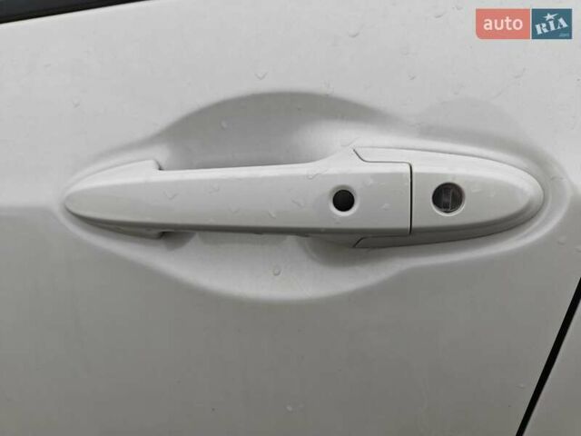 Белый Хонда M-NV, объемом двигателя 0 л и пробегом 28 тыс. км за 19300 $, фото 15 на Automoto.ua