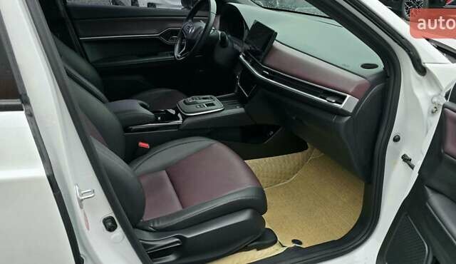 Белый Хонда M-NV, объемом двигателя 0 л и пробегом 15 тыс. км за 18700 $, фото 19 на Automoto.ua