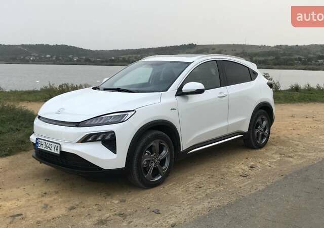 Белый Хонда M-NV, объемом двигателя 0 л и пробегом 12 тыс. км за 18100 $, фото 5 на Automoto.ua