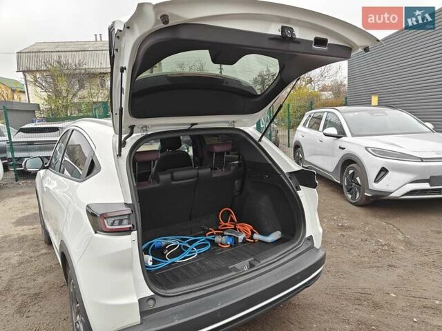 Белый Хонда M-NV, объемом двигателя 0 л и пробегом 28 тыс. км за 19300 $, фото 17 на Automoto.ua