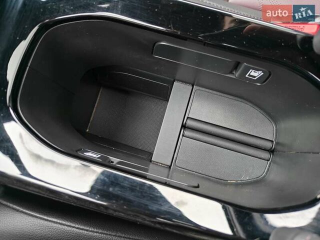 Белый Хонда M-NV, объемом двигателя 0 л и пробегом 28 тыс. км за 19300 $, фото 30 на Automoto.ua