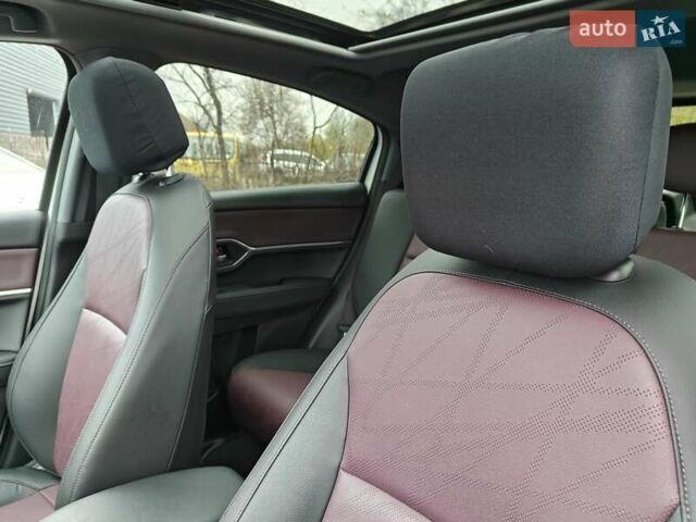 Белый Хонда M-NV, объемом двигателя 0 л и пробегом 28 тыс. км за 19300 $, фото 35 на Automoto.ua