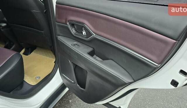 Белый Хонда M-NV, объемом двигателя 0 л и пробегом 15 тыс. км за 18700 $, фото 18 на Automoto.ua