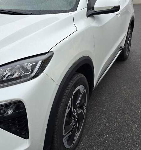 Белый Хонда M-NV, объемом двигателя 0 л и пробегом 15 тыс. км за 18700 $, фото 3 на Automoto.ua