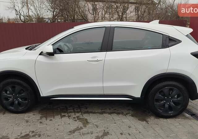 Белый Хонда M-NV, объемом двигателя 0 л и пробегом 5 тыс. км за 20000 $, фото 4 на Automoto.ua