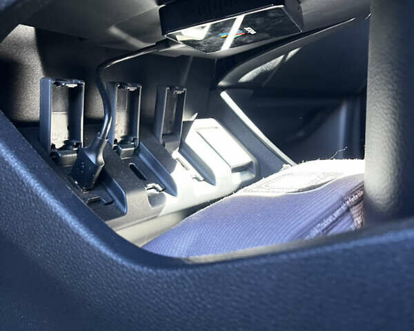 Синій Хонда M-NV, об'ємом двигуна 0 л та пробігом 35 тис. км за 16300 $, фото 15 на Automoto.ua