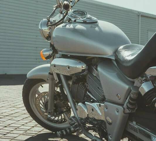 Серый Хонда Magna 250, объемом двигателя 0.25 л и пробегом 39 тыс. км за 2200 $, фото 7 на Automoto.ua