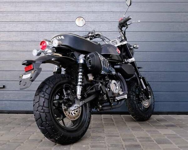 Серый Хонда Monkey 125, объемом двигателя 0.12 л и пробегом 1 тыс. км за 4500 $, фото 4 на Automoto.ua