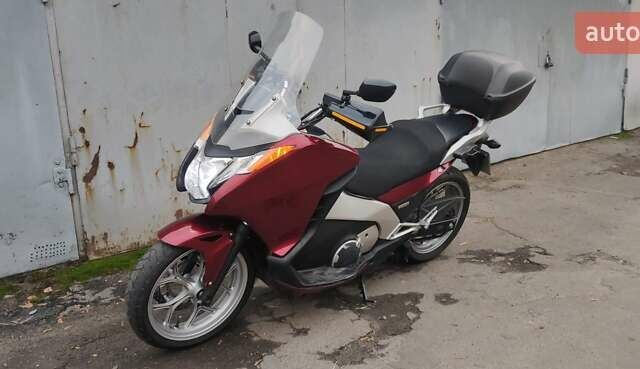 Красный Хонда NC 700X Integra, объемом двигателя 0 л и пробегом 17 тыс. км за 6000 $, фото 5 на Automoto.ua