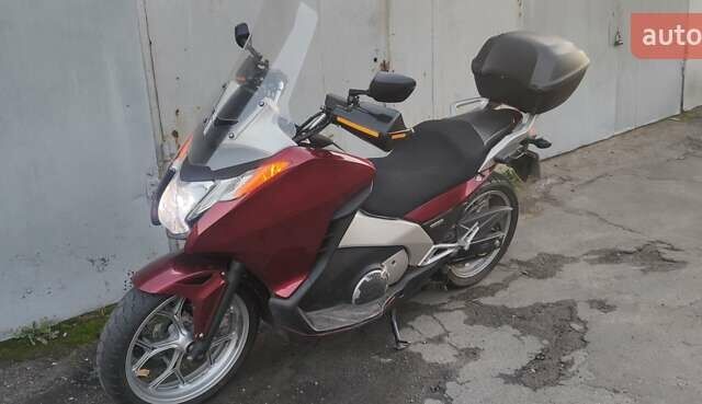 Красный Хонда NC 700X Integra, объемом двигателя 0 л и пробегом 17 тыс. км за 6000 $, фото 11 на Automoto.ua