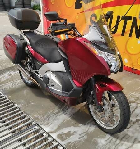 Красный Хонда NC 700X Integra, объемом двигателя 0 л и пробегом 17 тыс. км за 6000 $, фото 3 на Automoto.ua