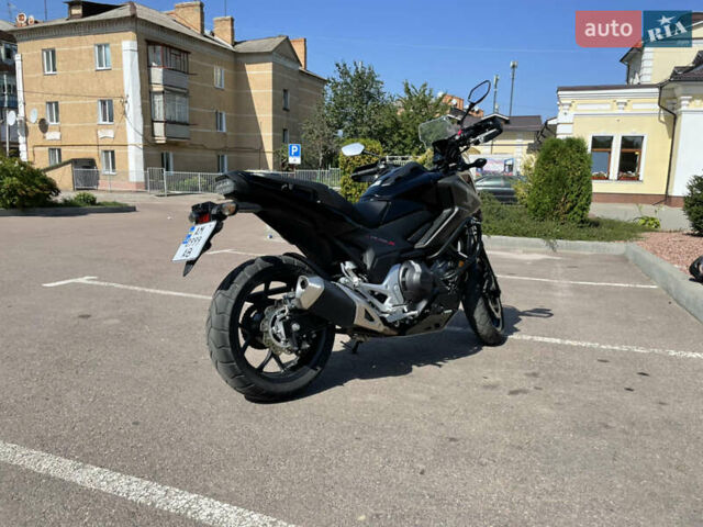 Хонда NC 750S 2019 у Бердичеве на Automoto.ua Чорний Хонда NC 750S, об'ємом двигуна 0.75 л та пробігом 11 тис. км за 9999 $, фото 1 на Automoto.ua