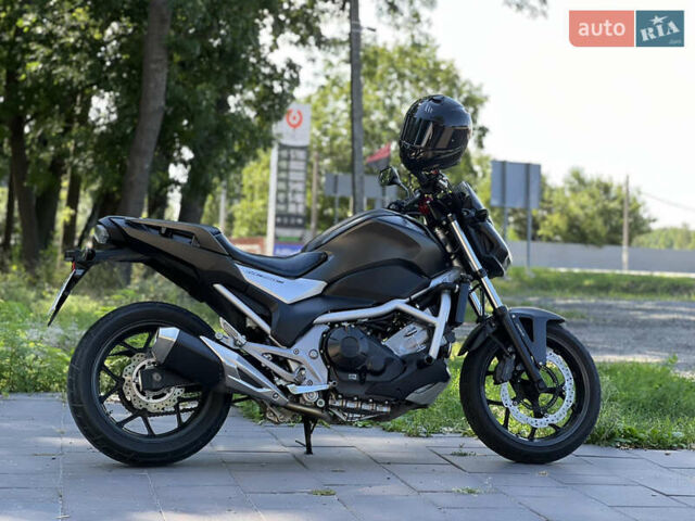 Черный Хонда NC 750S, объемом двигателя 0.75 л и пробегом 20 тыс. км за 5900 $, фото 14 на Automoto.ua