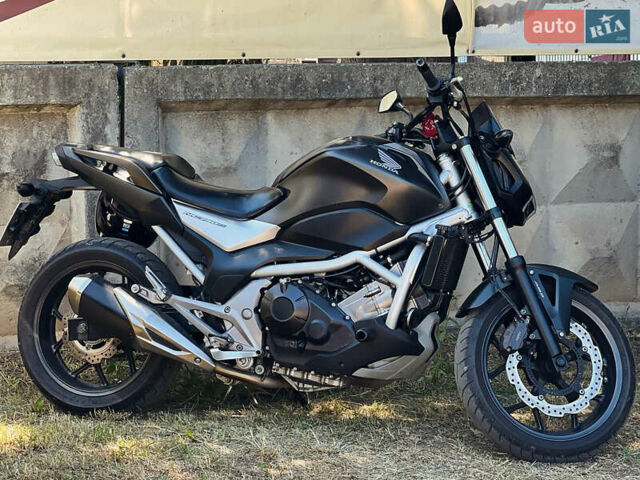 Черный Хонда NC 750S, объемом двигателя 0.75 л и пробегом 20 тыс. км за 5900 $, фото 1 на Automoto.ua