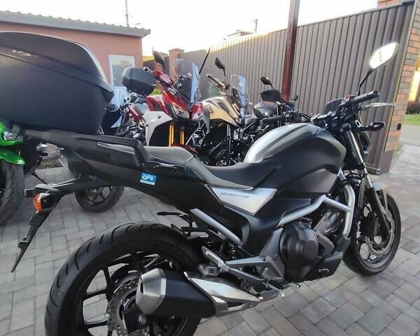 Хонда NC 750S, объемом двигателя 0.75 л и пробегом 3 тыс. км за 8400 $, фото 4 на Automoto.ua