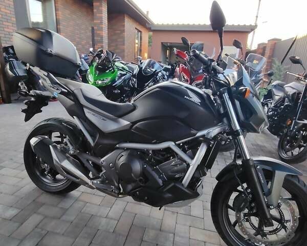 Хонда NC 750S, объемом двигателя 0.75 л и пробегом 3 тыс. км за 8400 $, фото 12 на Automoto.ua