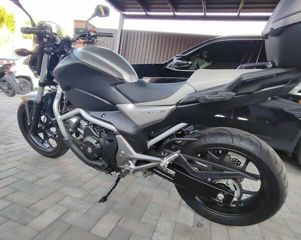 Хонда NC 750S, объемом двигателя 0.75 л и пробегом 3 тыс. км за 8400 $, фото 2 на Automoto.ua