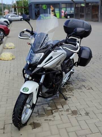 Чорний Хонда NC 750X, об'ємом двигуна 0.74 л та пробігом 25 тис. км за 7200 $, фото 2 на Automoto.ua