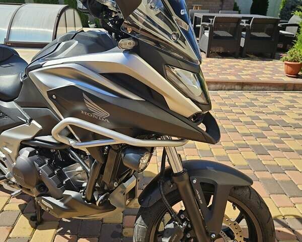 Черный Хонда NC 750X, объемом двигателя 0.75 л и пробегом 3 тыс. км за 9500 $, фото 3 на Automoto.ua