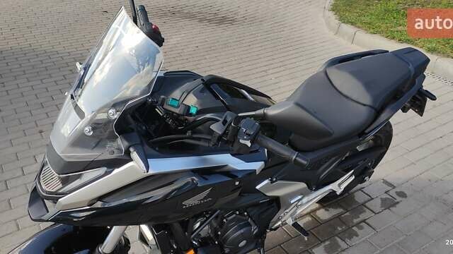 Черный Хонда NC 750X, объемом двигателя 0.75 л и пробегом 9 тыс. км за 10450 $, фото 7 на Automoto.ua