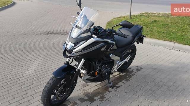 Черный Хонда NC 750X, объемом двигателя 0.75 л и пробегом 9 тыс. км за 10450 $, фото 10 на Automoto.ua