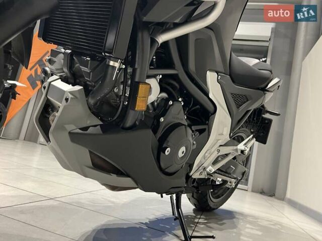 Черный Хонда NC 750X, объемом двигателя 0 л и пробегом 5 тыс. км за 9500 $, фото 11 на Automoto.ua
