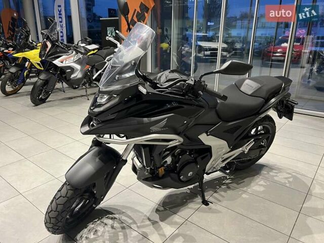 Черный Хонда NC 750X, объемом двигателя 0 л и пробегом 5 тыс. км за 9500 $, фото 3 на Automoto.ua