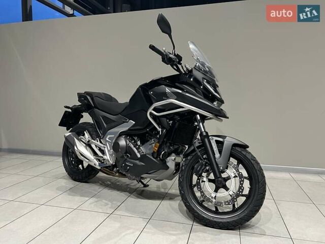 Черный Хонда NC 750X, объемом двигателя 0 л и пробегом 5 тыс. км за 9500 $, фото 6 на Automoto.ua