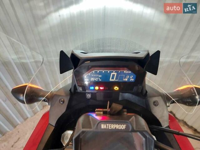 Красный Хонда NC 750X, объемом двигателя 0.75 л и пробегом 35 тыс. км за 7000 $, фото 7 на Automoto.ua