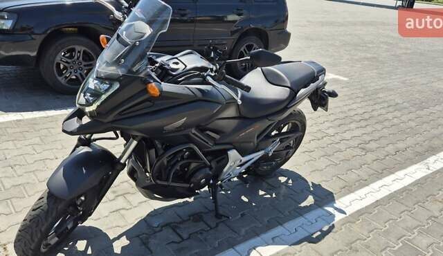Хонда NC 750X, объемом двигателя 0.75 л и пробегом 35 тыс. км за 7100 $, фото 2 на Automoto.ua