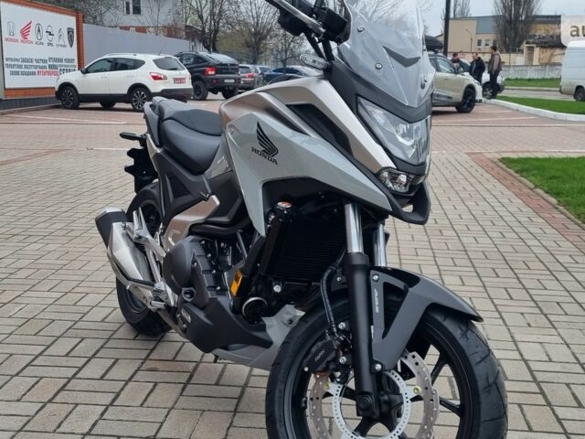 Хонда NC 750X, объемом двигателя 0 л и пробегом 0 тыс. км за 11373 $, фото 2 на Automoto.ua