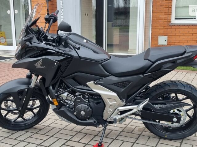 Хонда NC 750X, об'ємом двигуна 0 л та пробігом 0 тис. км за 11373 $, фото 4 на Automoto.ua