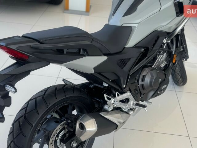 купить новое авто Хонда NC 750X 2025 года от официального дилера «Форсаж авто» Хонда фото