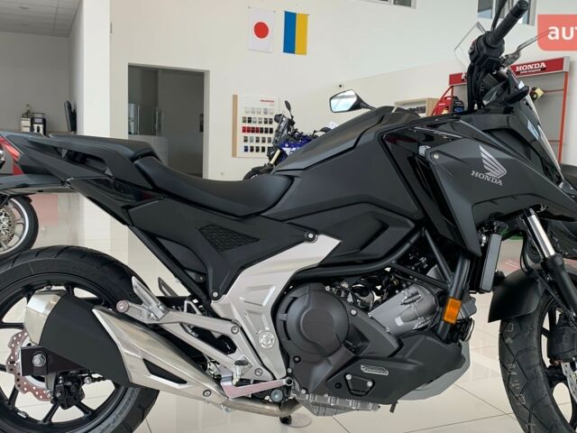 купить новое авто Хонда NC 750X 2025 года от официального дилера «Форсаж авто» Хонда фото