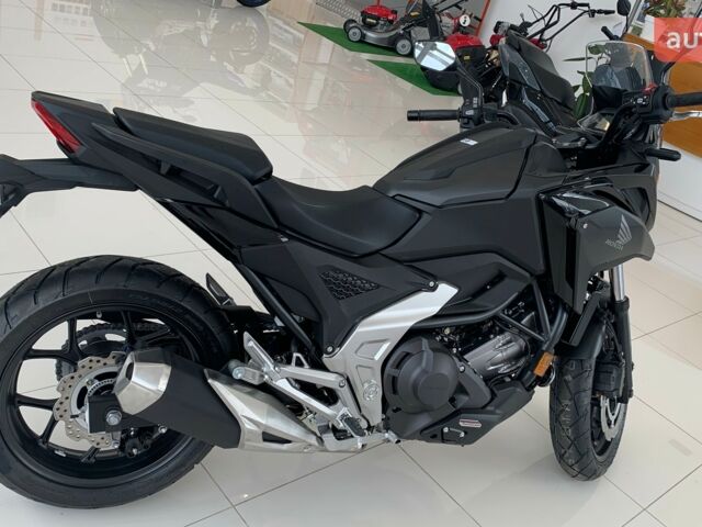 купить новое авто Хонда NC 750X 2025 года от официального дилера «Форсаж авто» Хонда фото