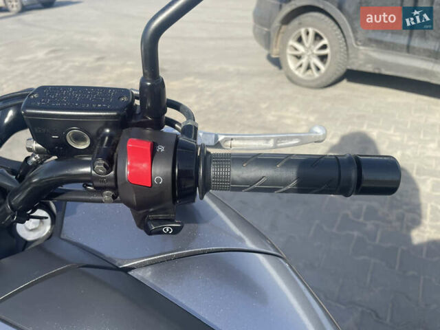 Сірий Хонда NC 750X, об'ємом двигуна 0.75 л та пробігом 28 тис. км за 5700 $, фото 2 на Automoto.ua