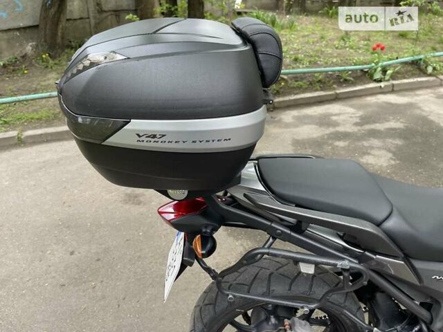 Сірий Хонда NC 750X, об'ємом двигуна 0.75 л та пробігом 42 тис. км за 8000 $, фото 5 на Automoto.ua