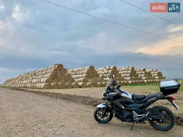 Серый Хонда NC 750X, объемом двигателя 0.75 л и пробегом 39 тыс. км за 8200 $, фото 11 на Automoto.ua