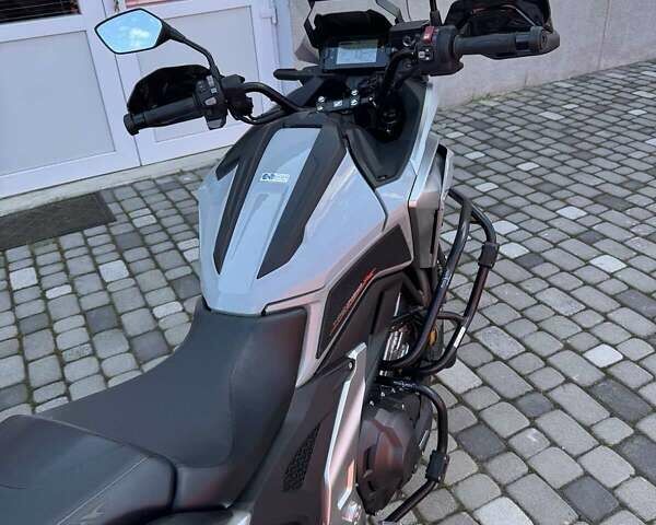 Серый Хонда NC 750X, объемом двигателя 0.74 л и пробегом 6 тыс. км за 11200 $, фото 10 на Automoto.ua