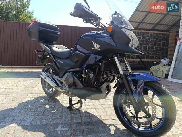 Синий Хонда NC 750X, объемом двигателя 0.75 л и пробегом 26 тыс. км за 7600 $, фото 6 на Automoto.ua