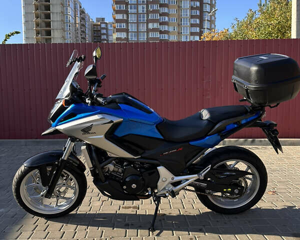 Синий Хонда NC 750X, объемом двигателя 0.75 л и пробегом 27 тыс. км за 6600 $, фото 16 на Automoto.ua