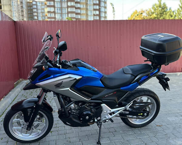 Синий Хонда NC 750X, объемом двигателя 0.75 л и пробегом 27 тыс. км за 6600 $, фото 20 на Automoto.ua