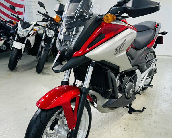 Червоний Хонда NC 750XA, об'ємом двигуна 0.75 л та пробігом 26 тис. км за 8000 $, фото 34 на Automoto.ua