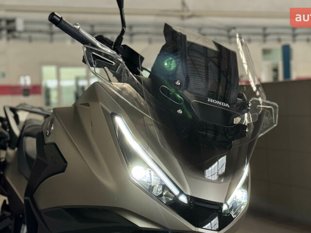 Хонда NT 1100, объемом двигателя 1.08 л и пробегом 0 тыс. км за 18144 $, фото 8 на Automoto.ua