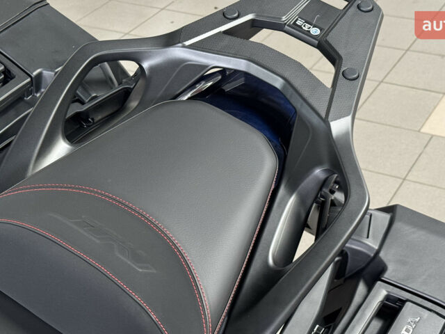 Хонда NT 1100, объемом двигателя 1.08 л и пробегом 0 тыс. км за 17774 $, фото 27 на Automoto.ua