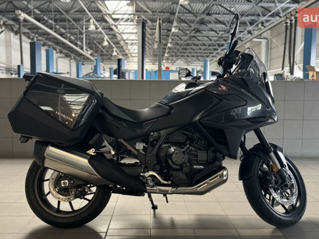 Хонда NT 1100, об'ємом двигуна 1.08 л та пробігом 0 тис. км за 16829 $, фото 2 на Automoto.ua