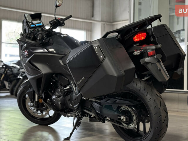 Хонда NT 1100, об'ємом двигуна 1.08 л та пробігом 0 тис. км за 17774 $, фото 7 на Automoto.ua