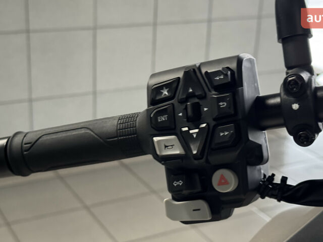 Хонда NT 1100, объемом двигателя 1.08 л и пробегом 0 тыс. км за 16829 $, фото 13 на Automoto.ua